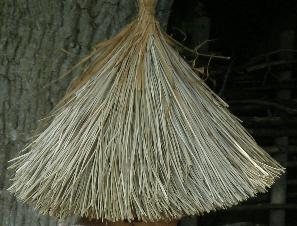 chapeau néolithique en liber de tilleul 